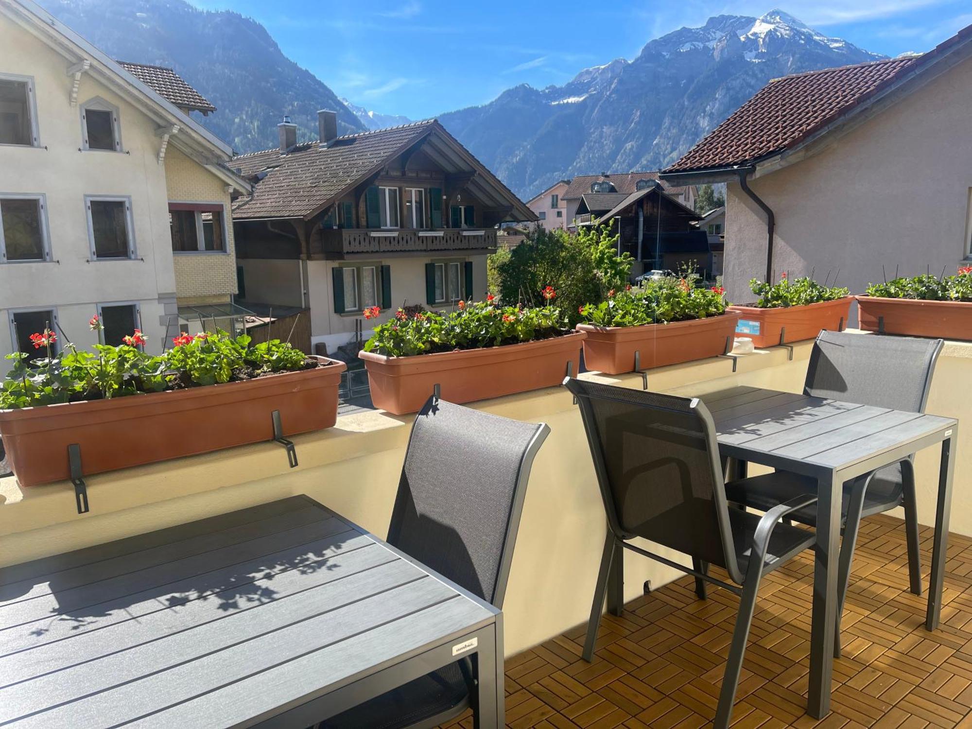Walters Hostel Interlaken Exterior photo